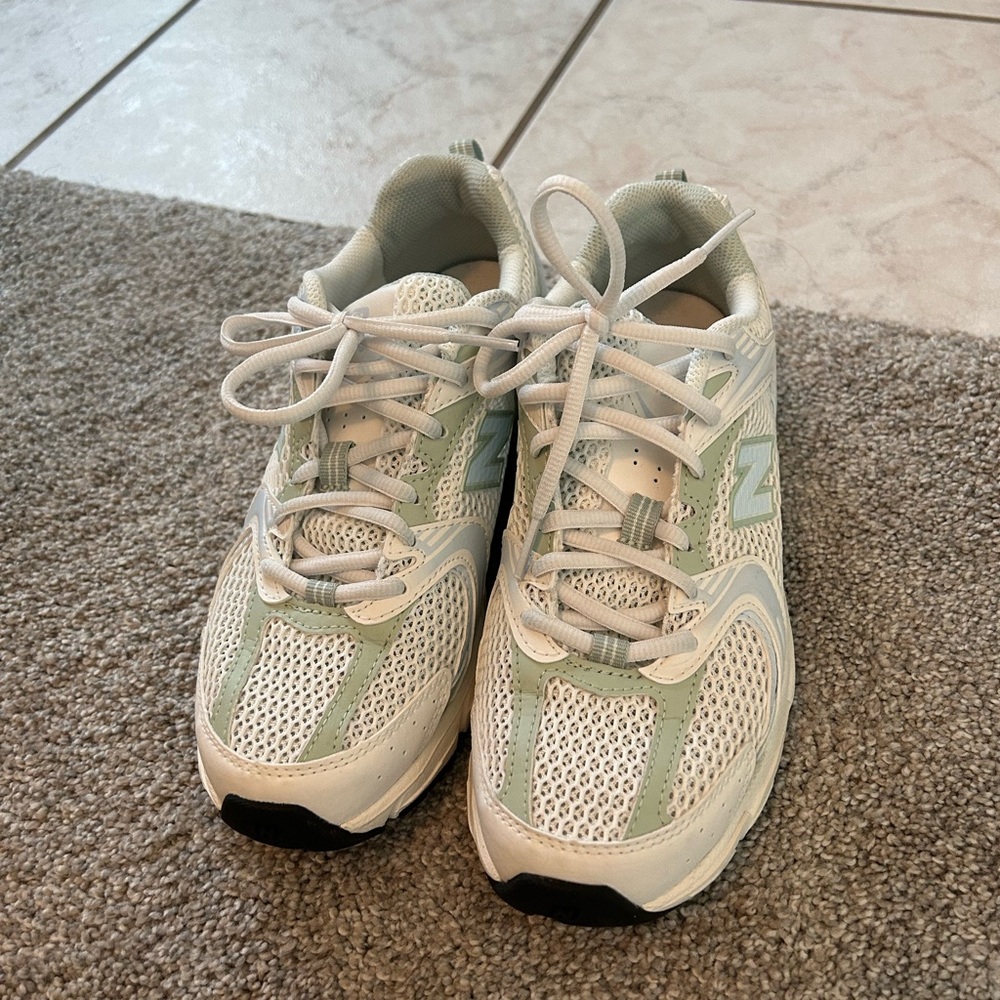 New Balance White and Mint Sneakers